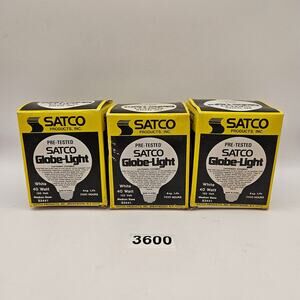 LOT OF 3 VINTAGE SATCO GLOBE LIGHT BULBS S3441 WHITE 40W G25 3-1/8" MEDIUM BASE